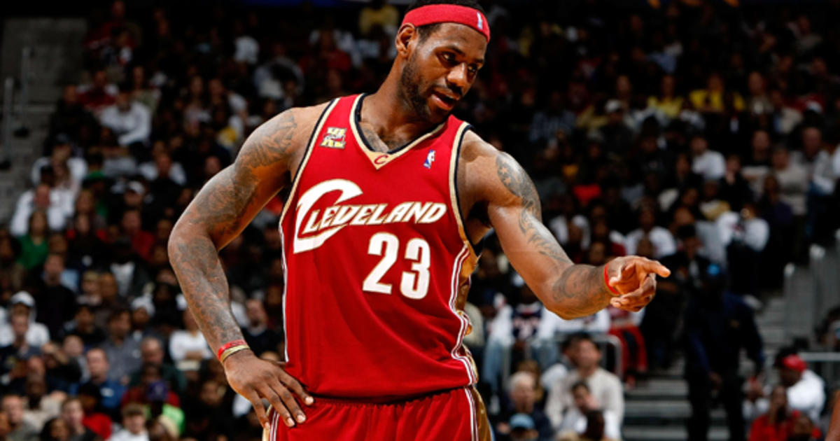 Hey LeBron, want to see a Cleveland Browns museum? You're officially  invited 