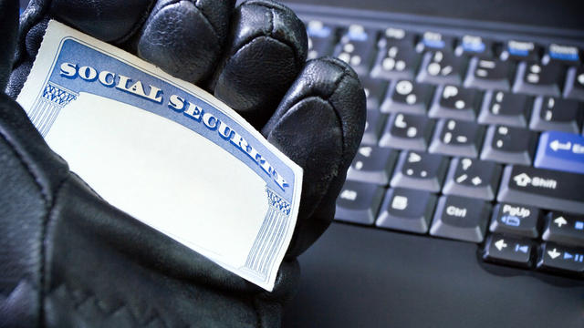 identity-theft-on-laptop-computer-s.jpg 