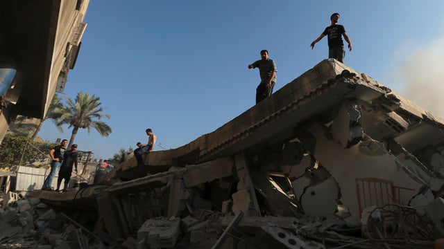 2014-07-31t062014z2120753896gm1ea7v13qh01rtrmadp3mideast-gaza.jpg 