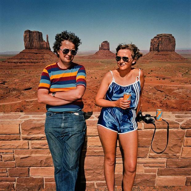 couple-at-monument-valley-ut-19801.jpg 