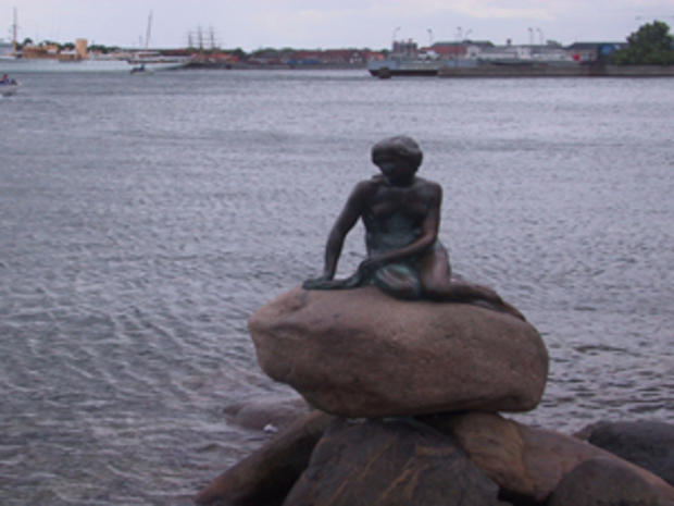 Little Mermaid, Copenhagen (Credit, Randy Yagi) 