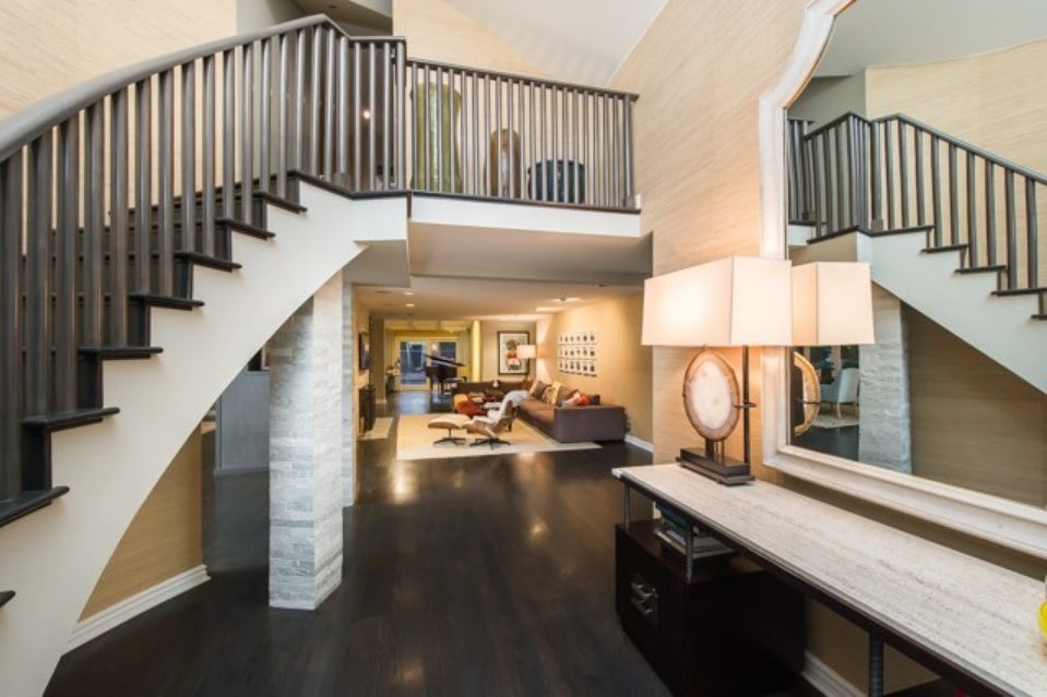 10 celebrity homes on the market