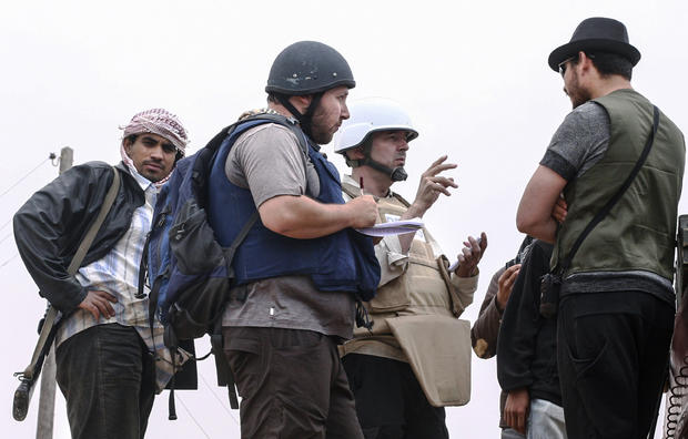 File Photo Of US Journalist Steven Sotloff Held Hostage By Extremists 