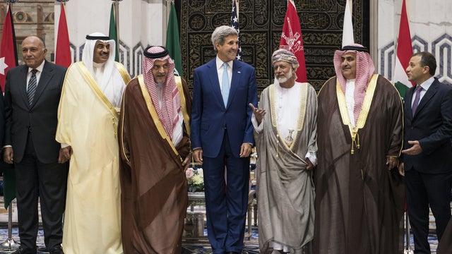 Kerry with Arab leaders in Saudi Arabia 