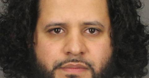 NY man indicted on charges of trying to aid ISIS - CBS News