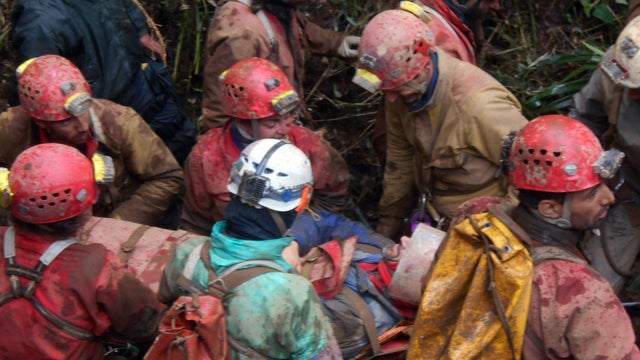 peru-cave-rescue.jpg 