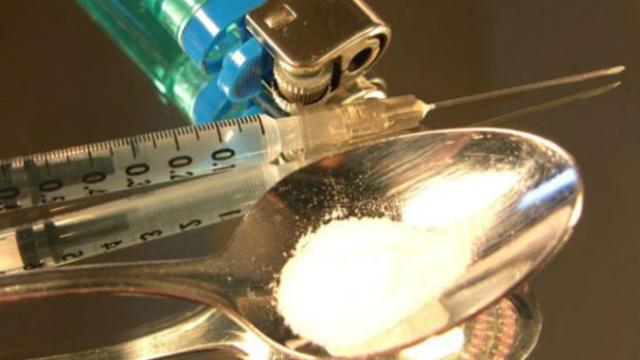 heroin-drugs-needle-syringe-generic.jpg 