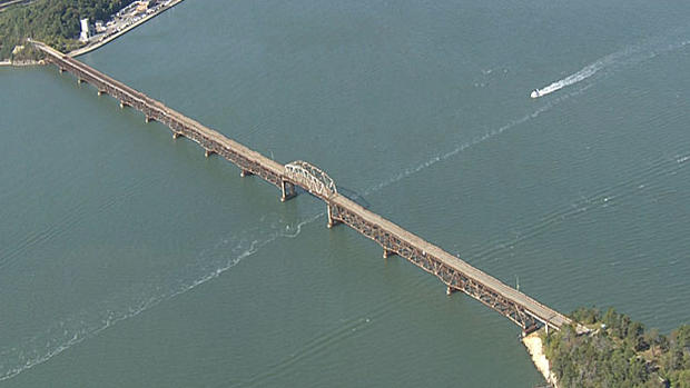 long-island-bridge.jpg 