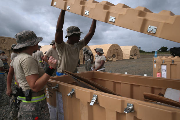 U.S. troops fight Ebola 