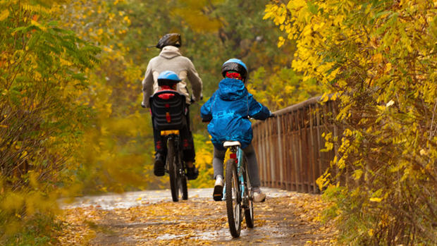Family Fall Vacation travel bike ride kids family 