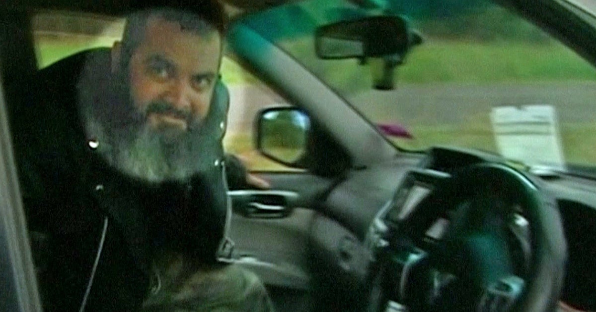 Australia cameraman catches his own carjacking on video CBS News