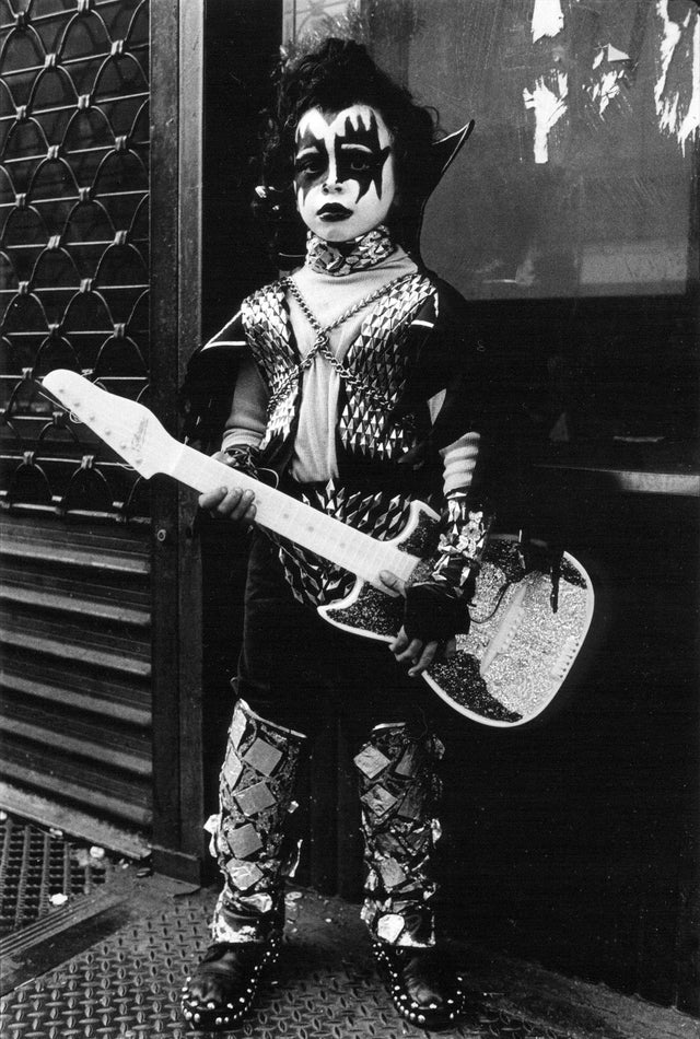 kiss-halloween-parade-west-village-ny-1978.jpg 