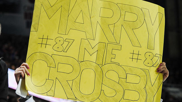 crosby_marriage_proposal_sign461725145.jpg 