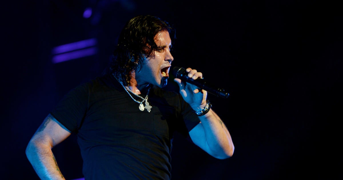 Scott Stapp: I'm broke and living at a Holiday Inn - CBS News