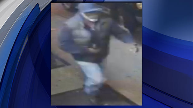 Police Search For Suspect In Upper East Side Mugging 