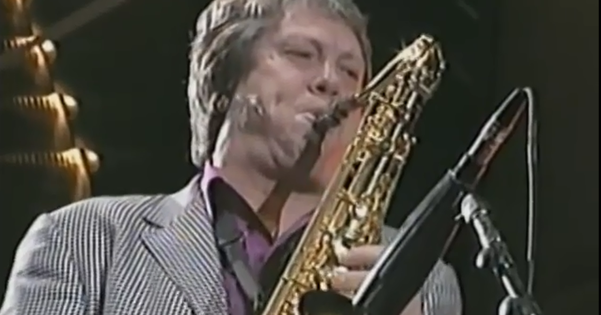 Rolling Stones saxophone player Bobby Keys dies - CBS News