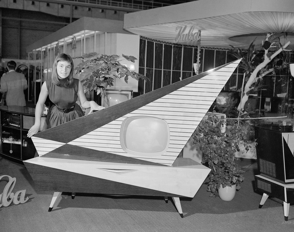 The evolution of the television set