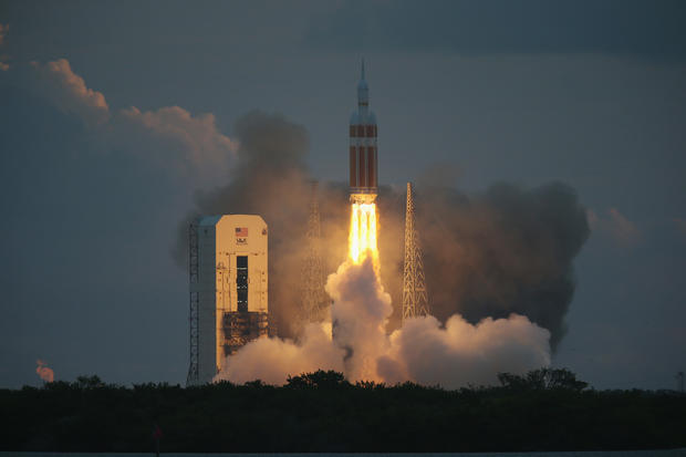 NASA's Orion Spacecraft Launches Unmanned Test Flight 