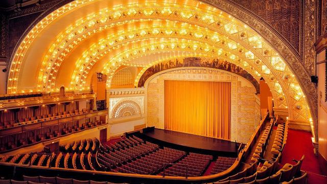 chicago-auditorium-theatre.jpg 
