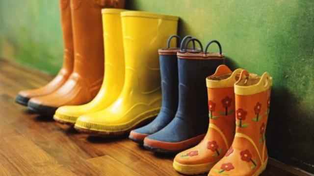 rain-boots.jpg 