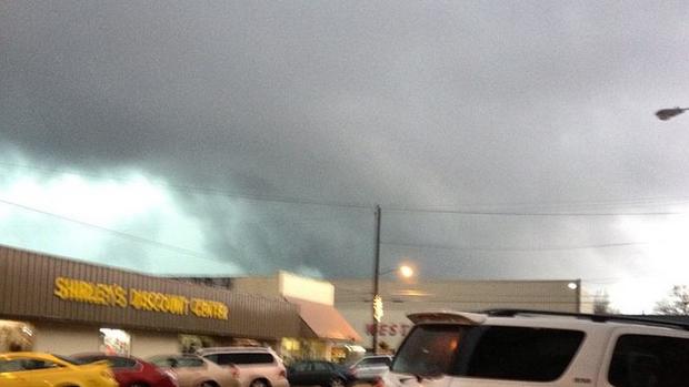 Tornadoes hits Louisiana, Mississippi 