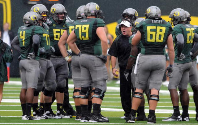 The 9 Ugliest University Of Oregon Football Uniforms In Recent Memory - CBS  San Francisco