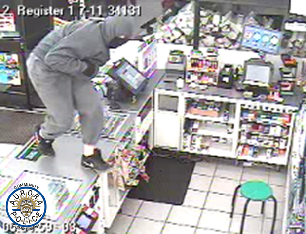 7-11 robbers from apd2 