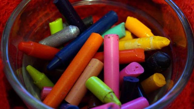 crayons.jpg 