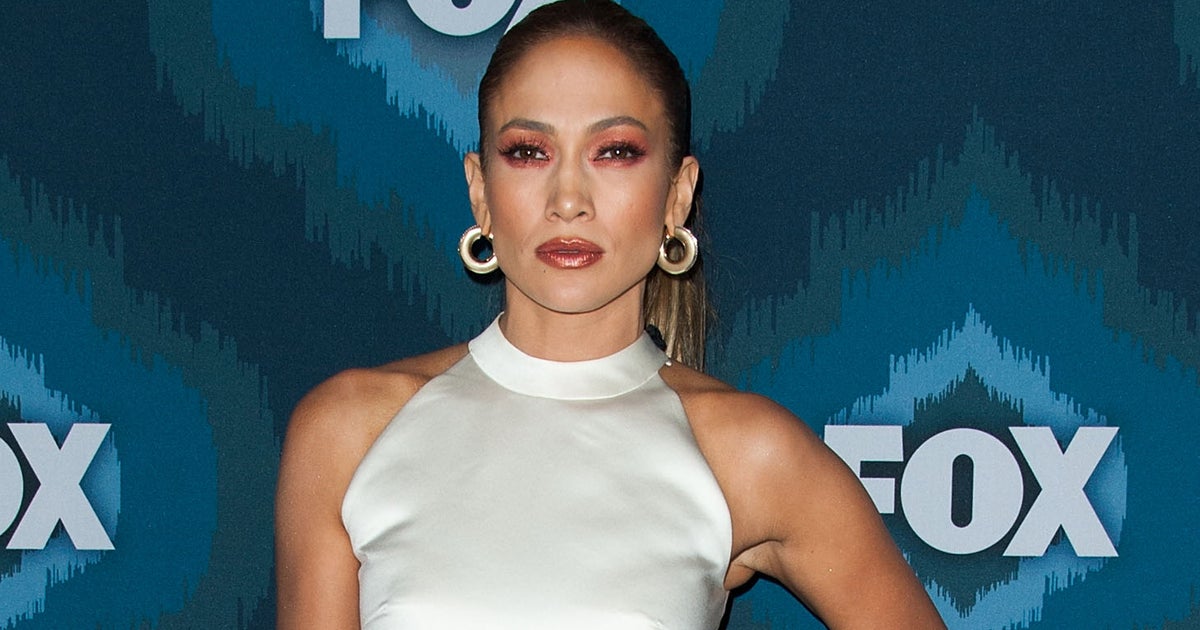 Jennifer Lopez Clooney was an "OK" kisser CBS News