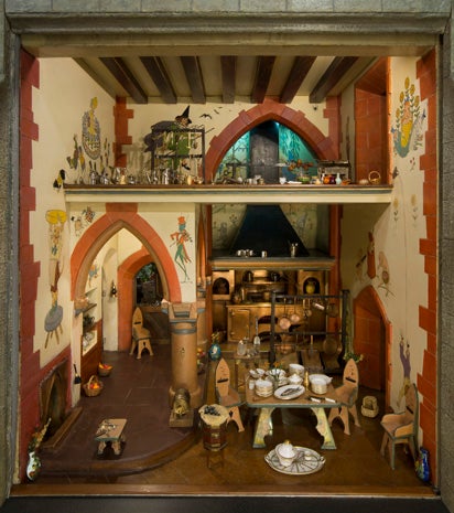cm-fairy-castle-kitchen.jpg 