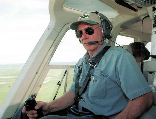 harrison-ford-helicopter-pilot.jpg 