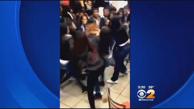 mcdonalds-fight.jpg 
