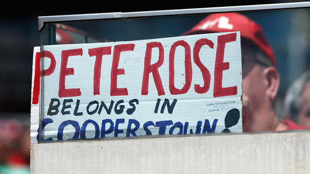 pete-rose-cooperstown-sign.jpg 