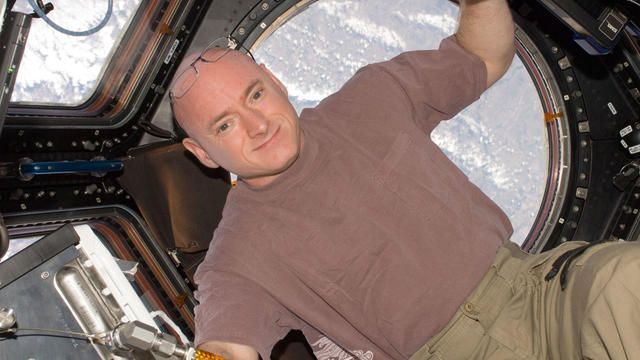 scott-kelly-iss-cupola-promo.jpg 