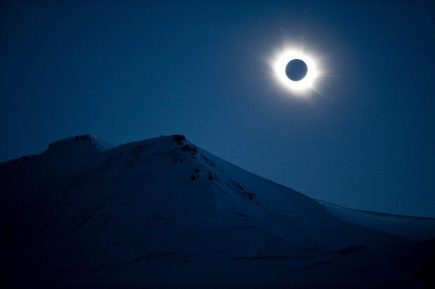 solar_eclipse_rtr4u53v.jpg 