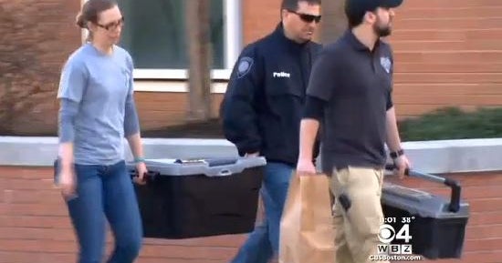 Police baffled by mystery behind discovery of body CBS News