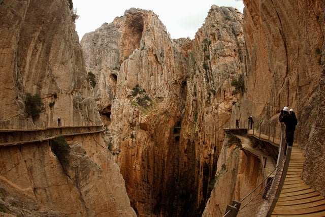 spain-scariest-pathway-reopensreutersrtr4tg1s.jpg 