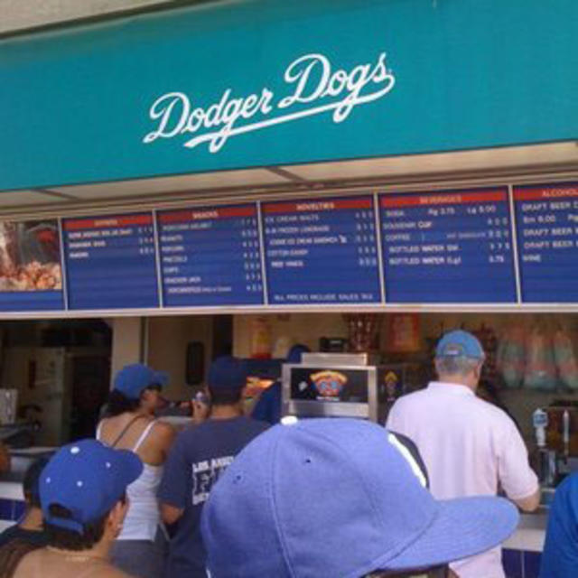 A Complete Guide to the Food and Drink at Dodger Stadium in Los Angeles -  Eater LA