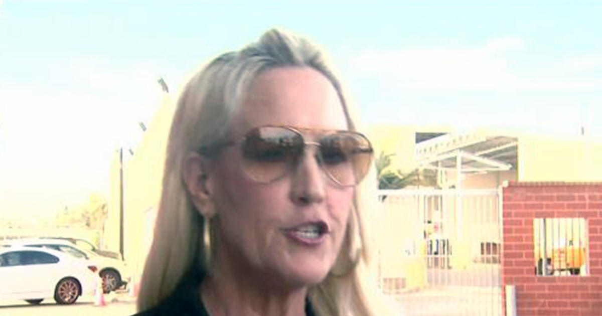 Gardena Residents Ask Erin Brockovich For Help In Fight Over Water They
