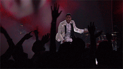 miguel-stage-leap-fail.gif