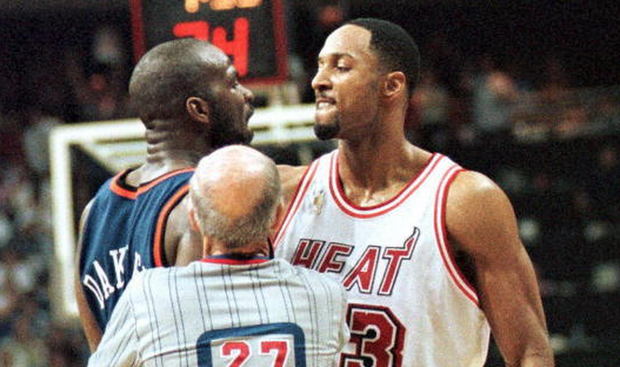 Alonzo Mourning and Charles Oakley 