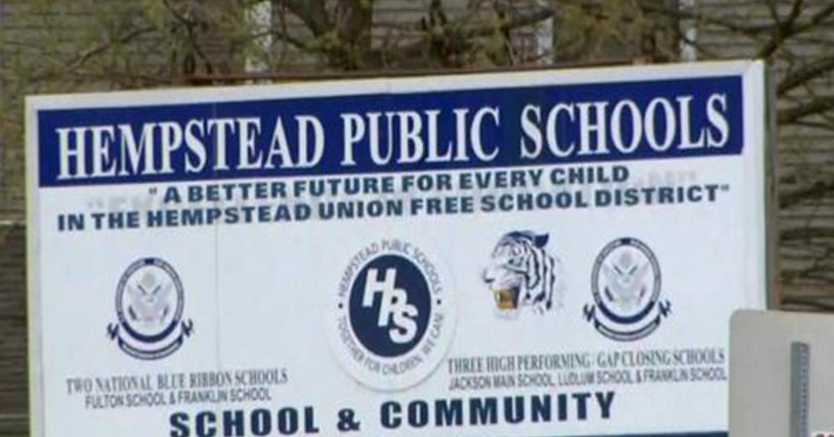 Classroom Confusion At Hempstead Middle School Where Many Say Student