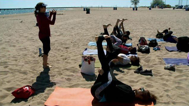 beach-yogis.jpg 