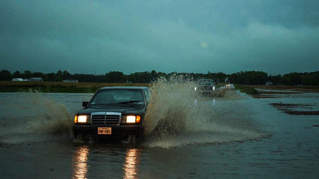 cedar-lake-flooding.jpg 