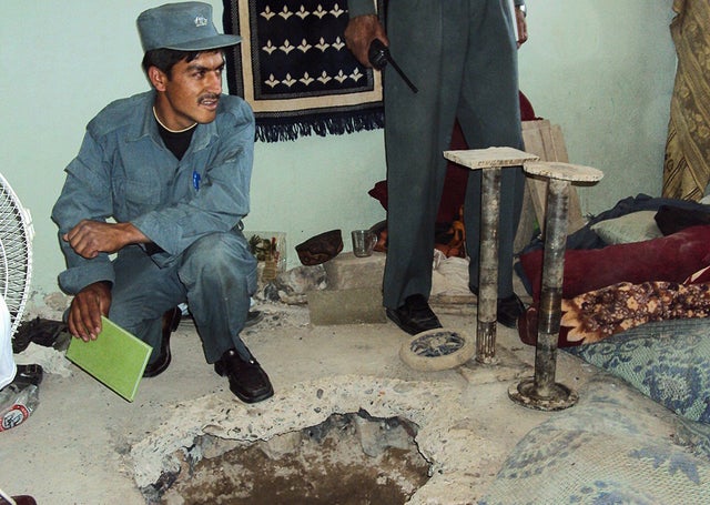 taliban-tunnel-gettyimages-113152450.jpg