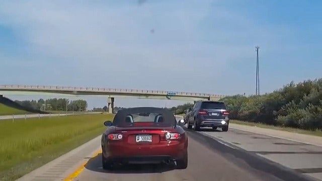 ctm0616left-lane-driving407556640x360.jpg 