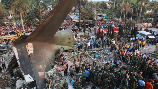 indonesiaplanecrash479038564.jpg 