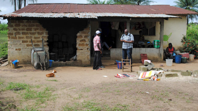 The home of a 17-year-old male student, one of two persons confirmed to be infected with the Ebola virus, is seen in Nedowein, Liberia, July 1, 2015. 