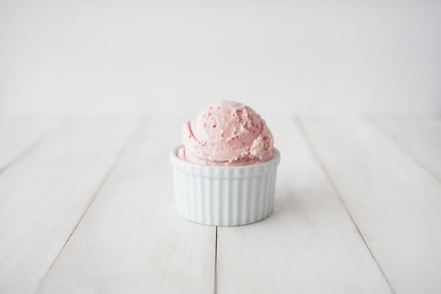 Strawberry Buttermilk - Carmela Ice Cream 
