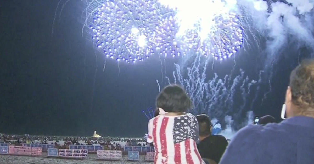 Fireworks Return To Jones Beach For First Time In Five Years CBS New York